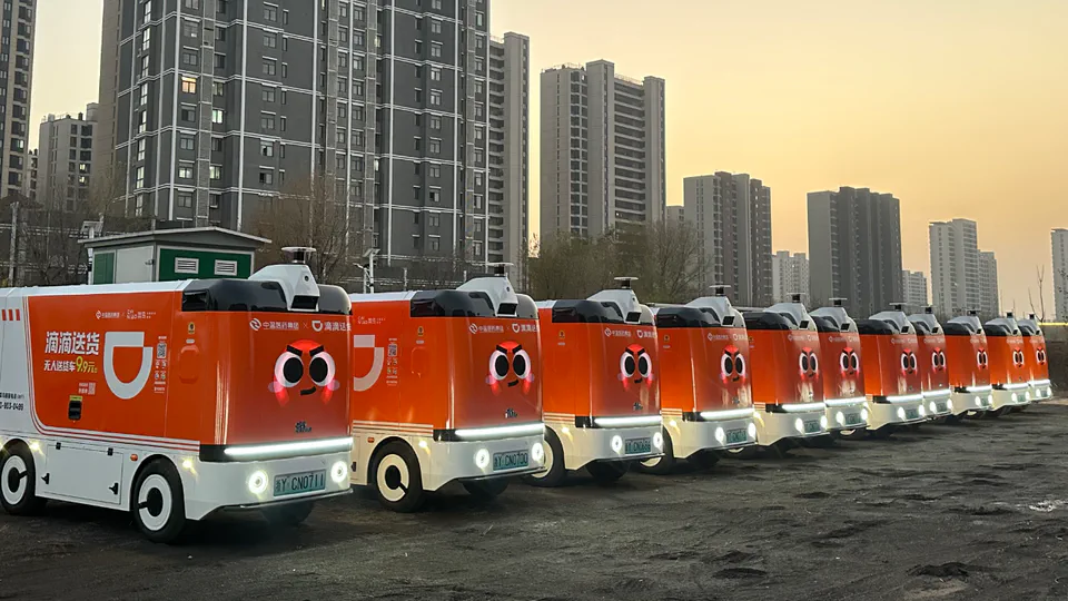 CaiNiao Urban Robovan